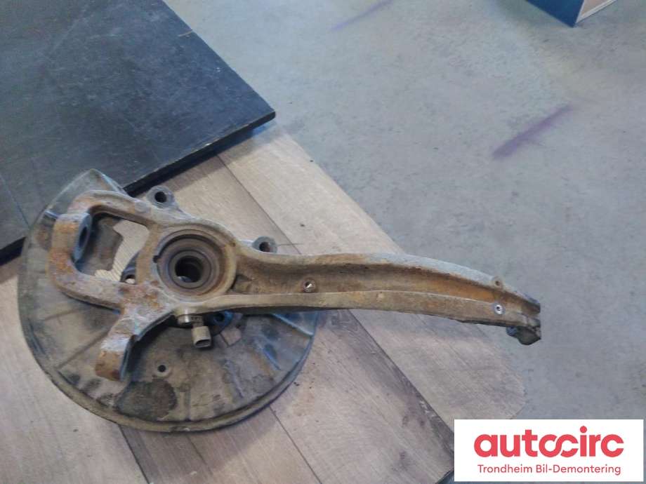 Hjulspindel høyre foran til Audi Q7 2006-2010 (Type I, Fase 1)  (DIESEL/AUTOMAT/4WD|7L0407258A|7L8407258A|7L8407258C)