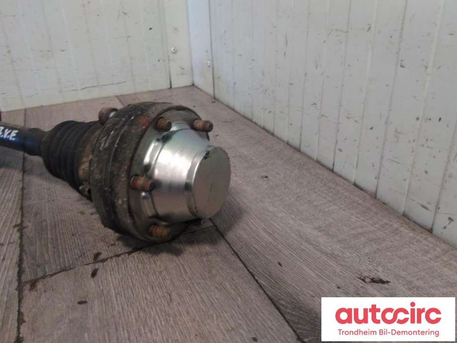 Drivaksel venstre foran, diesel/automat til Audi Q7 2006-2010 (Type I, Fase 1)  (..|7L0407271F|7L0407271FX|)