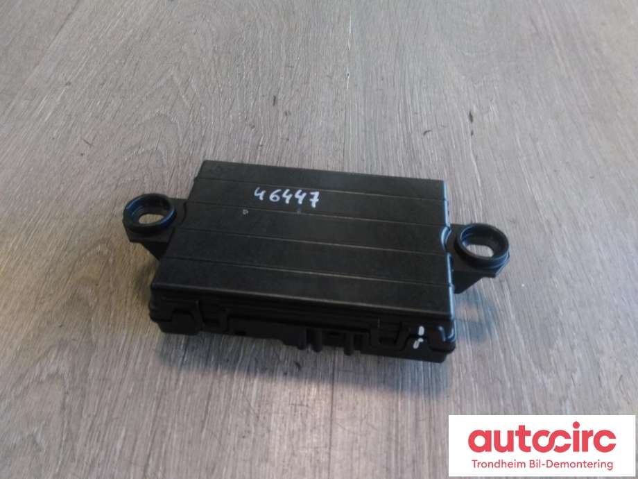Styreenhet diverse til Porsche 911 2019-->> 992 992 (STYREENHET SPOILER|992907479P|992907483P|)