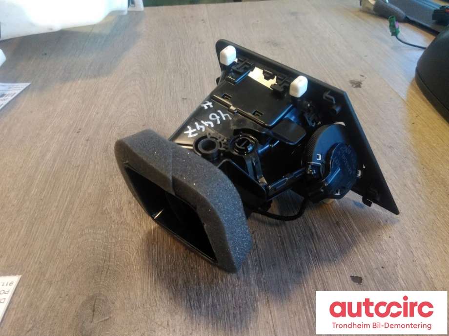 Dashbord friskluftdyse høyre til Porsche 911 2019-->> 992 992 (..|992819702|992819702B|992819702B 5Q0)