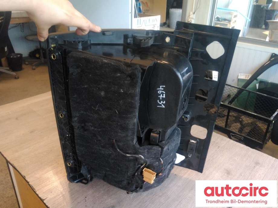 Hanskerom til Audi RS6 2013-2018  (..|4G8857035A|4G8857104A)