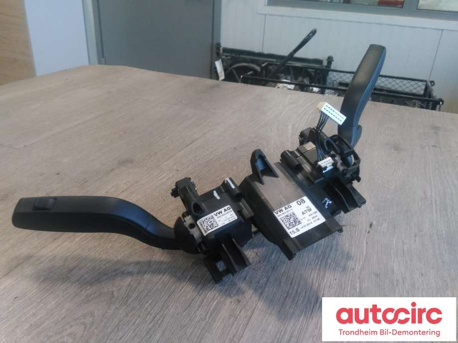 Bryter combi til Audi Q3 2011-2014 (Type I, Fase 1) (..|8X0953502B|8X0953501H|)