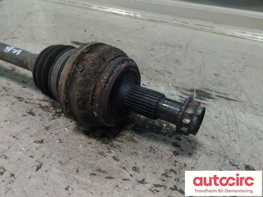 Drivaksel venstre bak, diesel/automat til Mercedes GLK 2008-2015 (X204) (X204) (...|A2123502110|A2123508211|A 212 350 21 10| A 212 350 82 11)