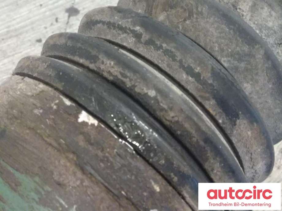 Drivaksel høyre foran, diesel/automat til Isuzu D-Max 2007-2012 (Type I)  (..|8-97387-674-1|8973876741|)