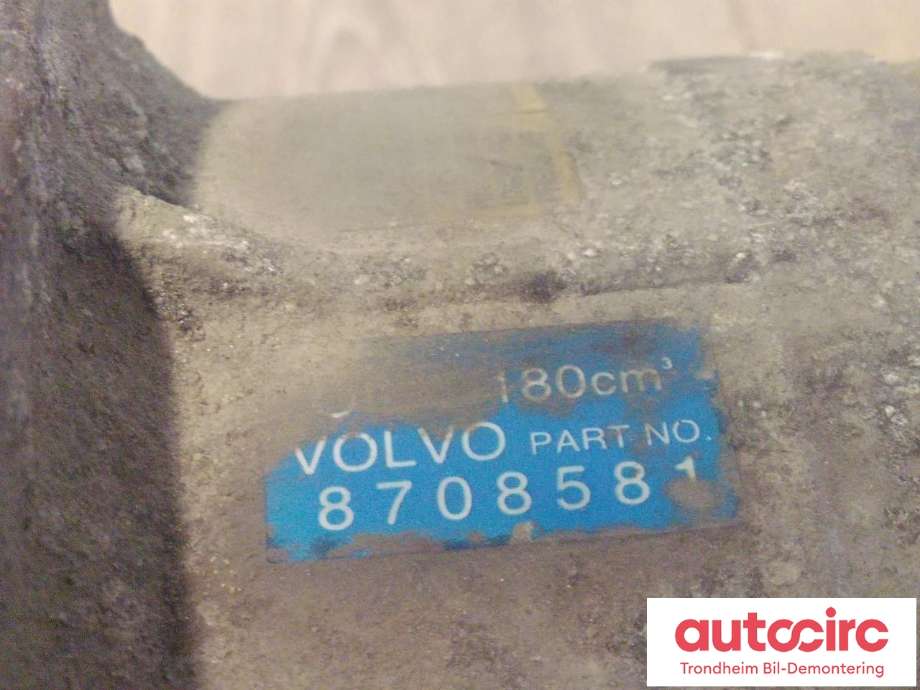 Aircondition kompressor til Volvo XC70 2005-2007 (Type I, Fase 2)  (ZEXEL|30665339|36001066|8708581| 506012-0820)