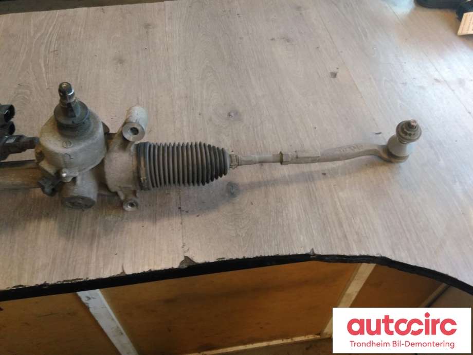 Tannstang elektrisk til Mercedes C-Klasse 2014-2018 (Fase 1) (W205) (W205) (..|A2054604101|A2054605302|)