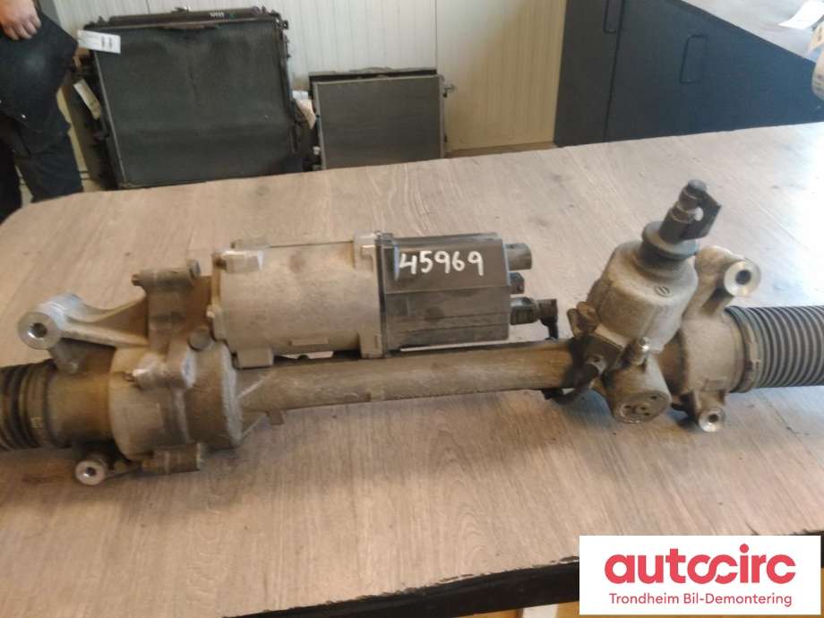 Tannstang elektrisk til Mercedes C-Klasse 2014-2018 (Fase 1) (W205) (W205) (..|A2054604101|A2054605302|)