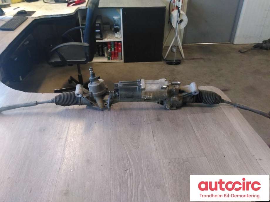 Tannstang elektrisk til Mercedes C-Klasse 2014-2018 (Fase 1) (W205) (W205) (..|A2054604101|A2054605302|)
