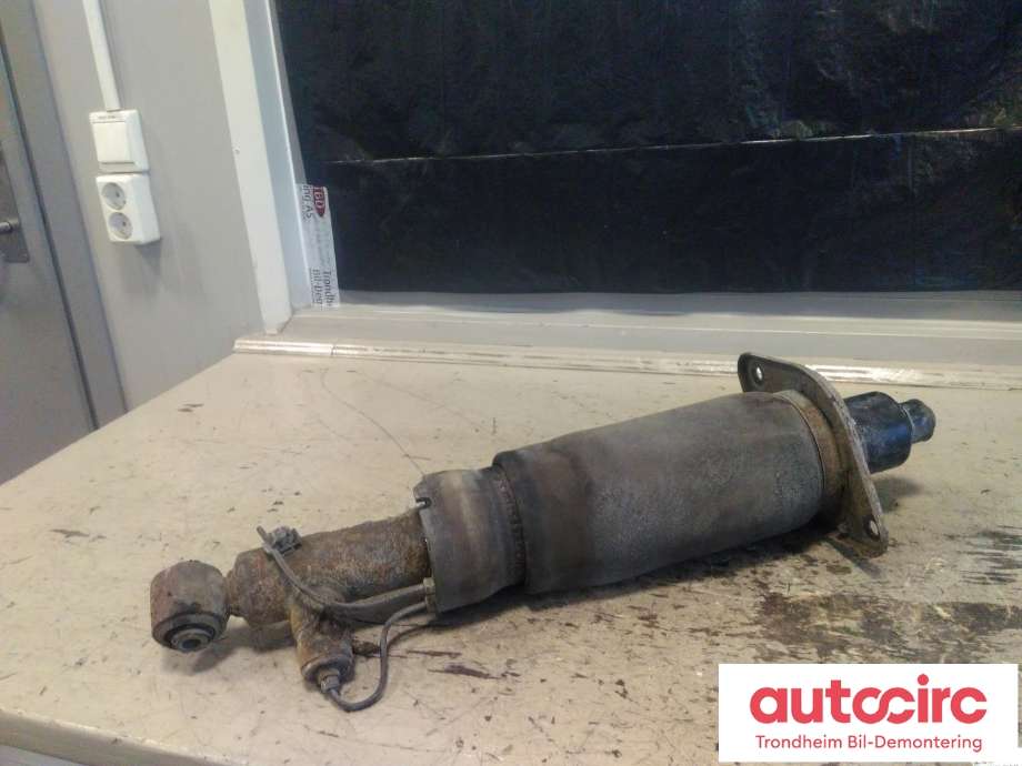 Fjær bak nivå luftpute/belg til Audi A6, Allroad 2000-2005 (Type I) (C5) (C5) (VENSTRE|4Z7616051A|4Z7513031A|)