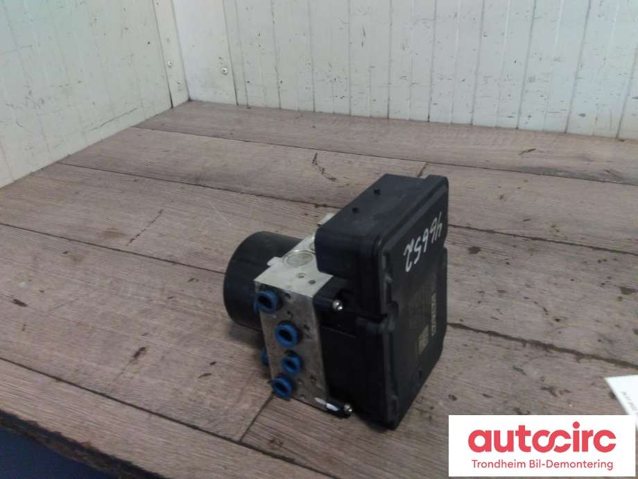 ABS sentral til Volvo XC60 2008-2013 (Type I, Fase 1)  (..|30681619|8G9N-2C405-AC|31329140)