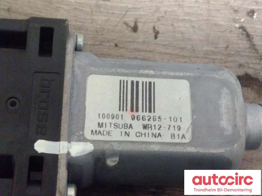 Ruteheis, kun motor, venstre bak til Volvo XC60 2008-2013 (Type I, Fase 1)  (MITSUBA|966265-101|WR12-719|31253063)