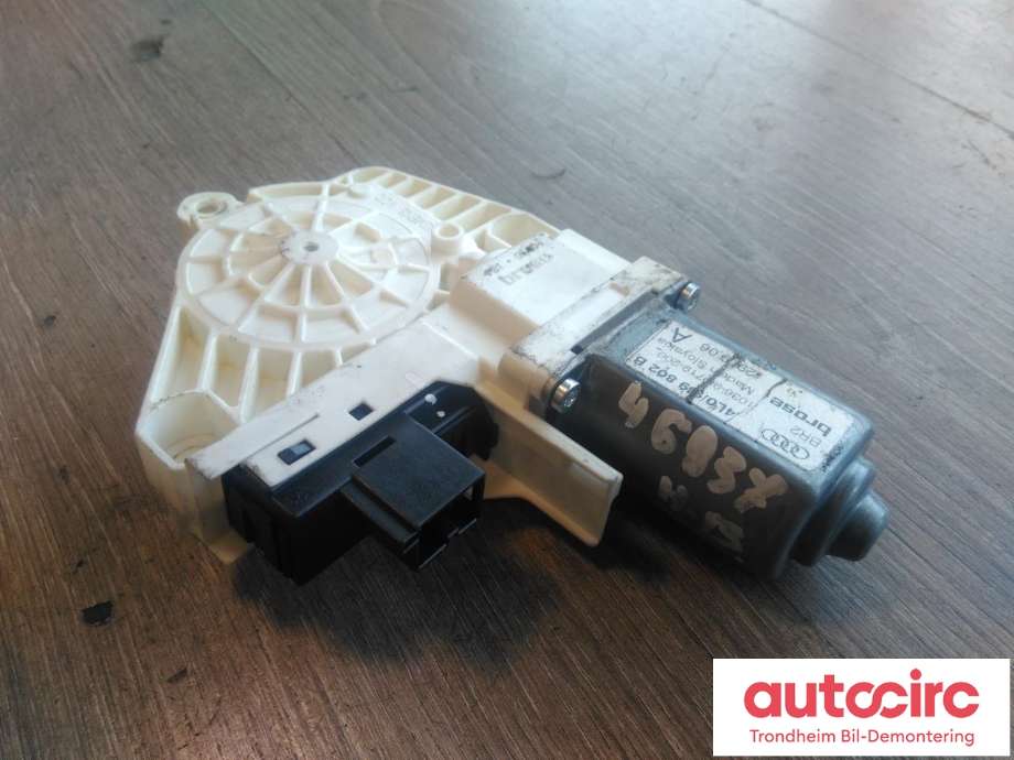 Ruteheis, kun motor, høyre bak til Audi Q7 2006-2010 (Type I, Fase 1)  (BROSE|4L0959802B|4L0 959 802 B|1036-989719-200)