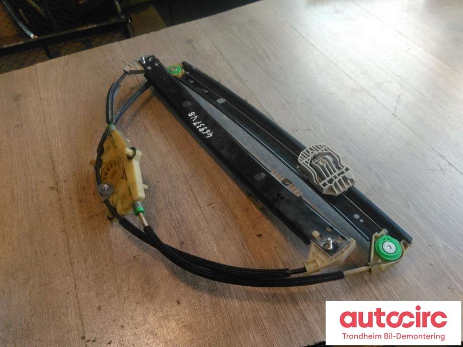 Ruteheis venstre bak til Audi Q7 2006-2010 (Type I, Fase 1) (BROSE|4L0839461A|4L0839461B|4L0839461C| 1021-986338-204)