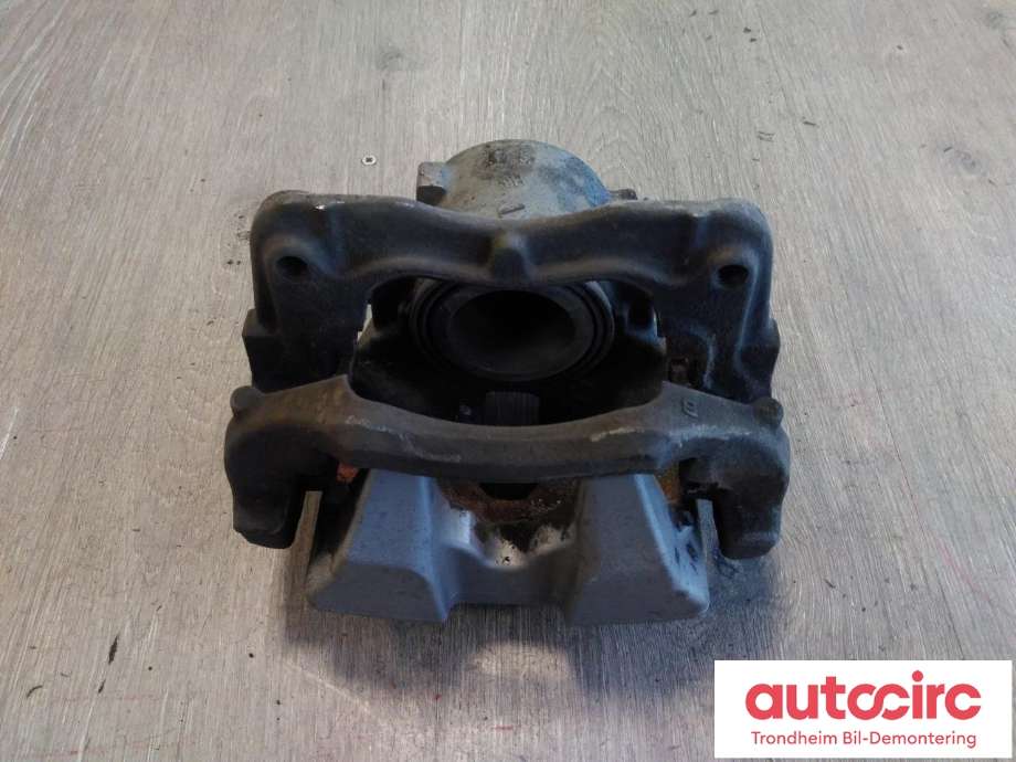 Bremsecaliper venstre foran til BMW 5-Serie 2017-->> (G30/G31) (G30/G31) (..|6872799|34106872799|34 10 6 872 799)