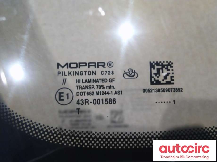 Frontrute til Fiat 500 2021-->>  (MOPAR/PILKINGTON|52138569|)