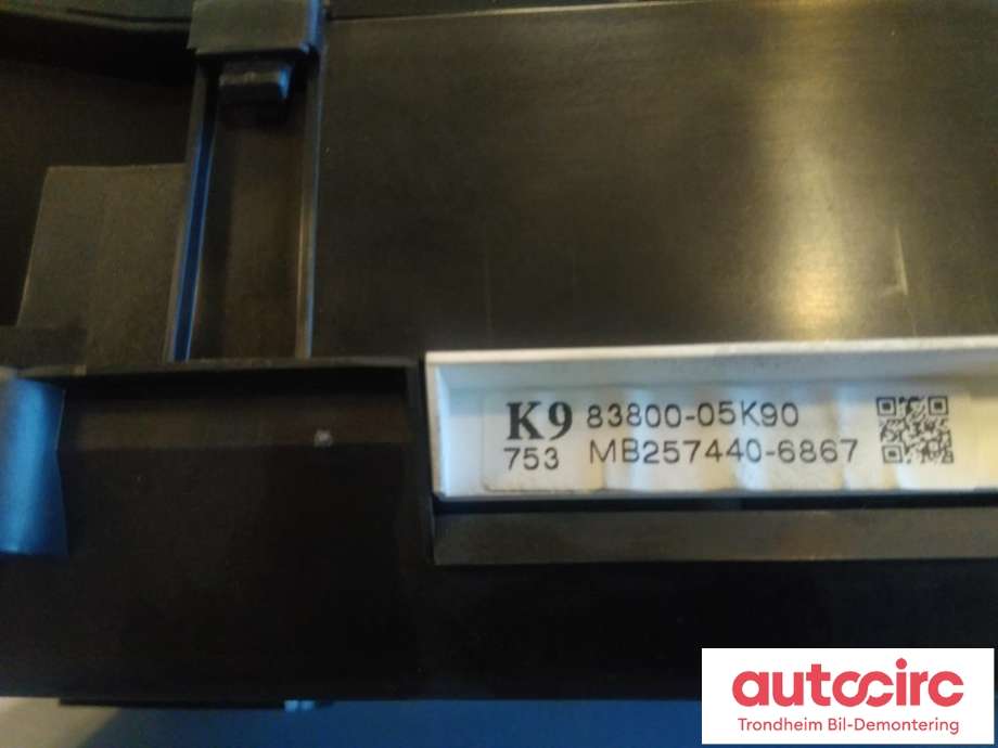 Instrumentpanel til Toyota Avensis 2009-2015 (Type III, Fase 1)  (..|83800-05K90|8380005K90|MB257440-6867)