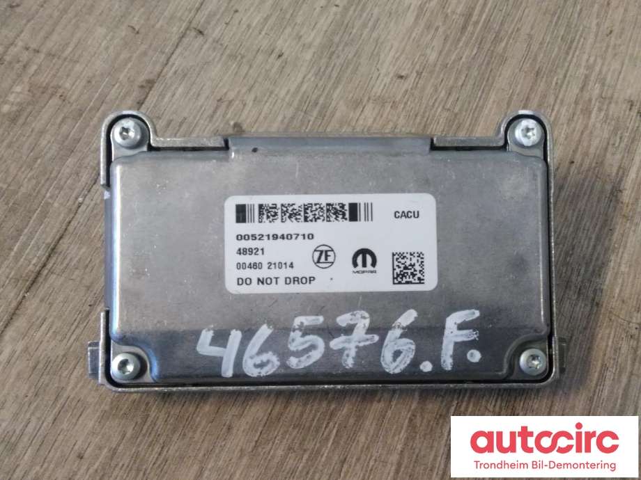 Parkeringskamera foran til Fiat 500 2021-->>  (MOPAR|52194071|)