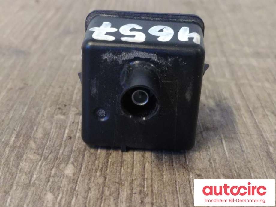 Parkeringskamera bak til Fiat 500 2021-->>  (MOPAR|52198095|52192559|52202070)