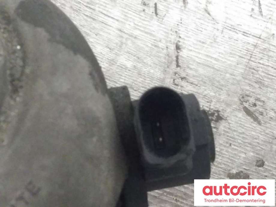 Motorfeste til Audi A8 2003-2010 (Type II) (HØYRE SIDE|4E0199381BS|4E0199381FS|)