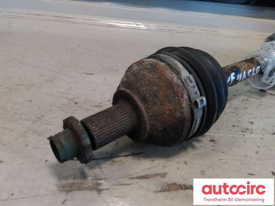 Drivaksel venstre foran, diesel/manuell til VW Polo 2009-2014 (Type V, Fase 1)  (...|6R0407761A|6R0407761AX|)