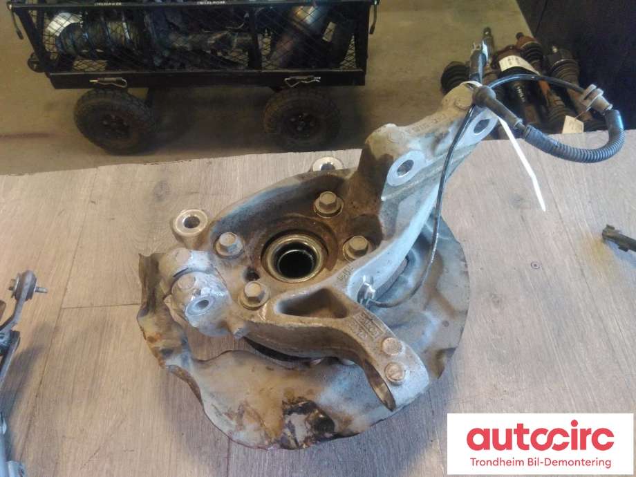 Hjulspindel høyre foran til Ford Edge 2016-2019  (DIESEL/AUTOMAT 4WD|F2GC-3K170-A|F2GC-3K170-AC|5310978)