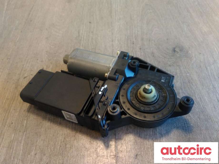 Ruteheis, kun motor, høyre foran til VW Passat, 2001-2005 (B5,3BG) (B5,3BG) (..|3B4837752LC)