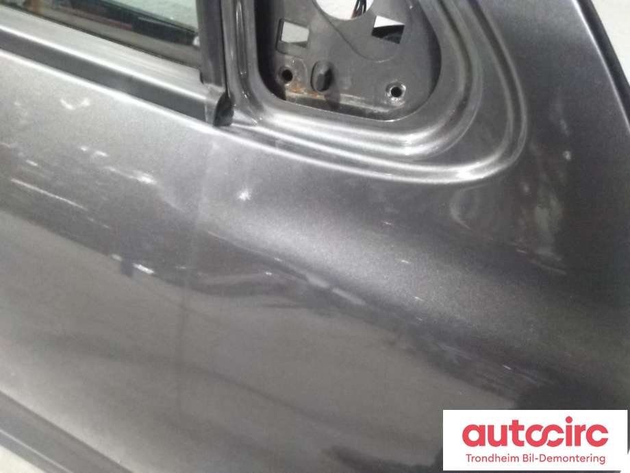 Dør høyre foran til Hyundai Santa Fe 2006-2009 (Type II, Fase 1)  (HYUNDAI|76004-2B030|760042B030|)