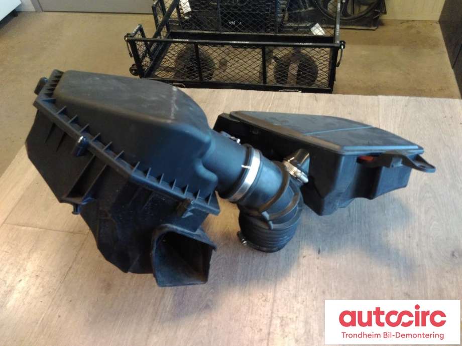 Luftfilterboks til BMW 5-Serie, 2017-->> (G30/G31) (G30/G31) (..|8591831)