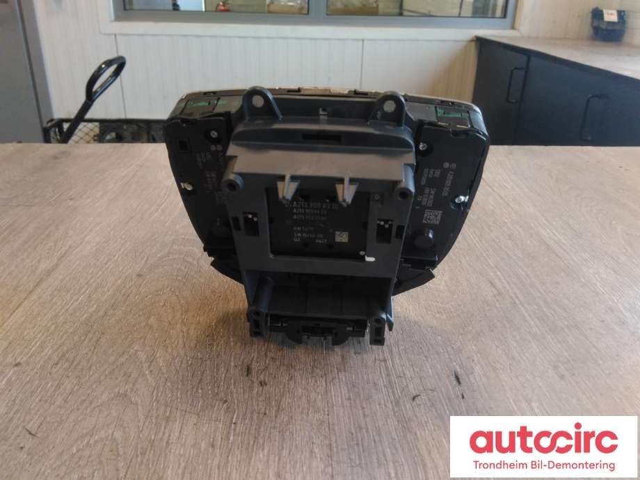 Bilstereo navigasjon betjeningspanel til Mercedes E-Klasse 2016-2023 (W213) (W213) (CONTINENTAL|A2139008310|A2139004608|A2139010603| A2139025106| A2139005229| A2C39593100)