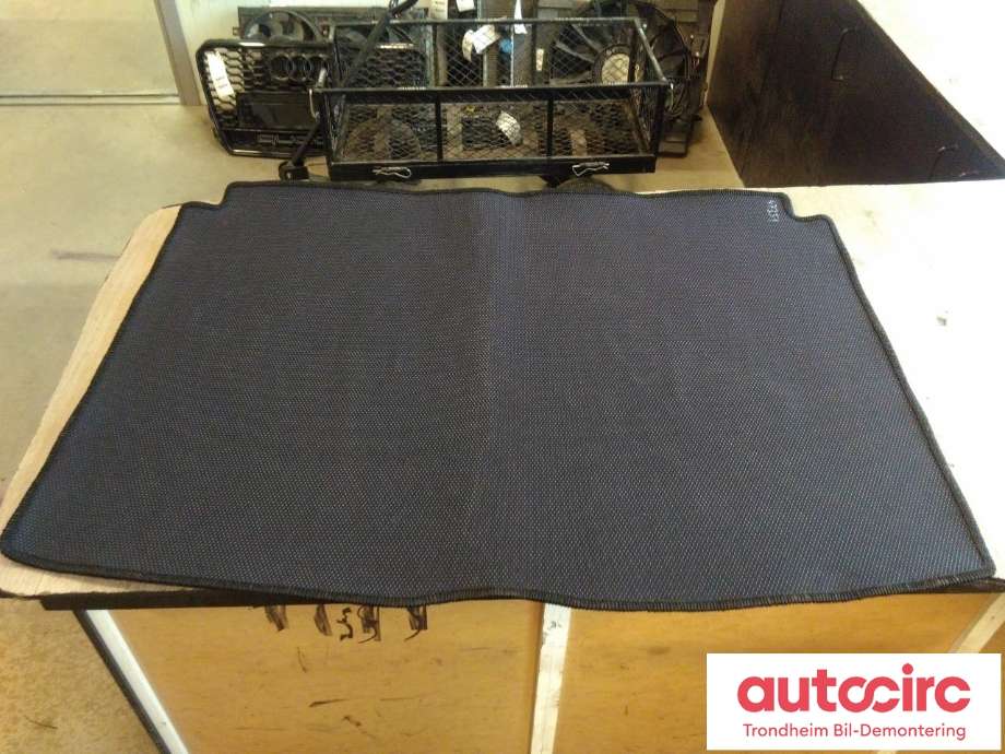 Bagasjerom teppe/gulvplate til Mercedes EQA 2021-->>  (ANTISKLIMATTE|A2476841500|A 247 684 15 00|)