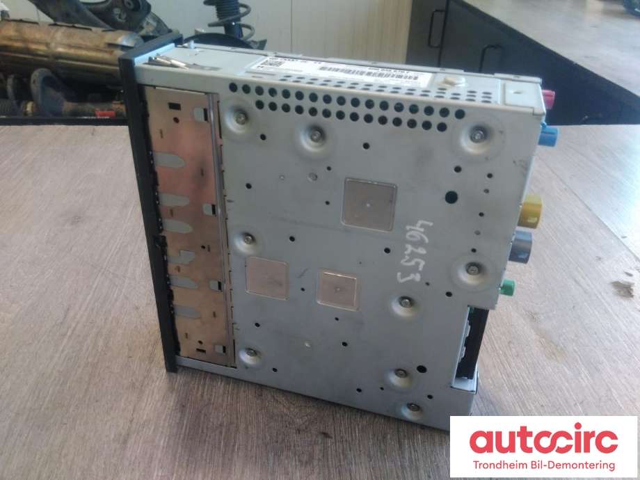 Bilstereo navigasjon til Audi A8 2010-2013 (Type III, Fase 1)  (HARMAN BECKER MULTIMEDIA|4H0035670F|4H0035670C|4H0035670FX| 4H0035670P)