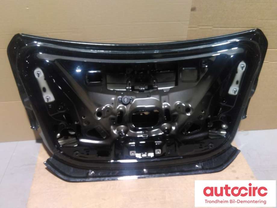 Bakluke til Audi e-tron GT 2021-->>  (..|4J3827025B|4J3 827 025 B|)