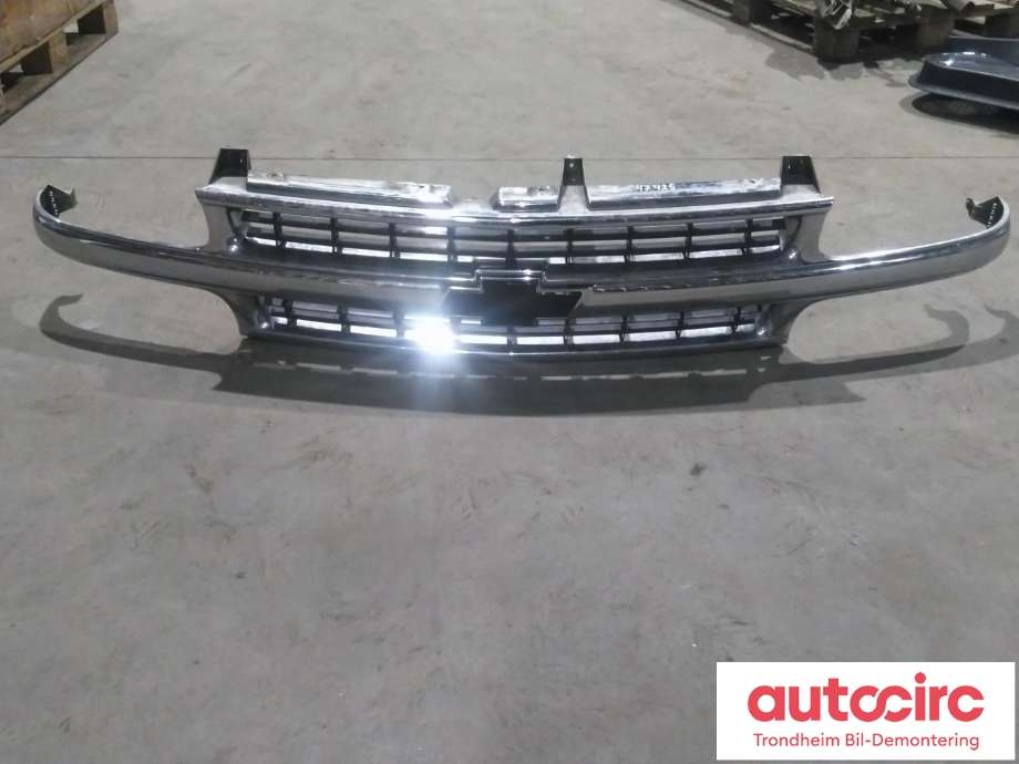 Grill til Chevrolet Suburban, 2002-2006 (GM|...)