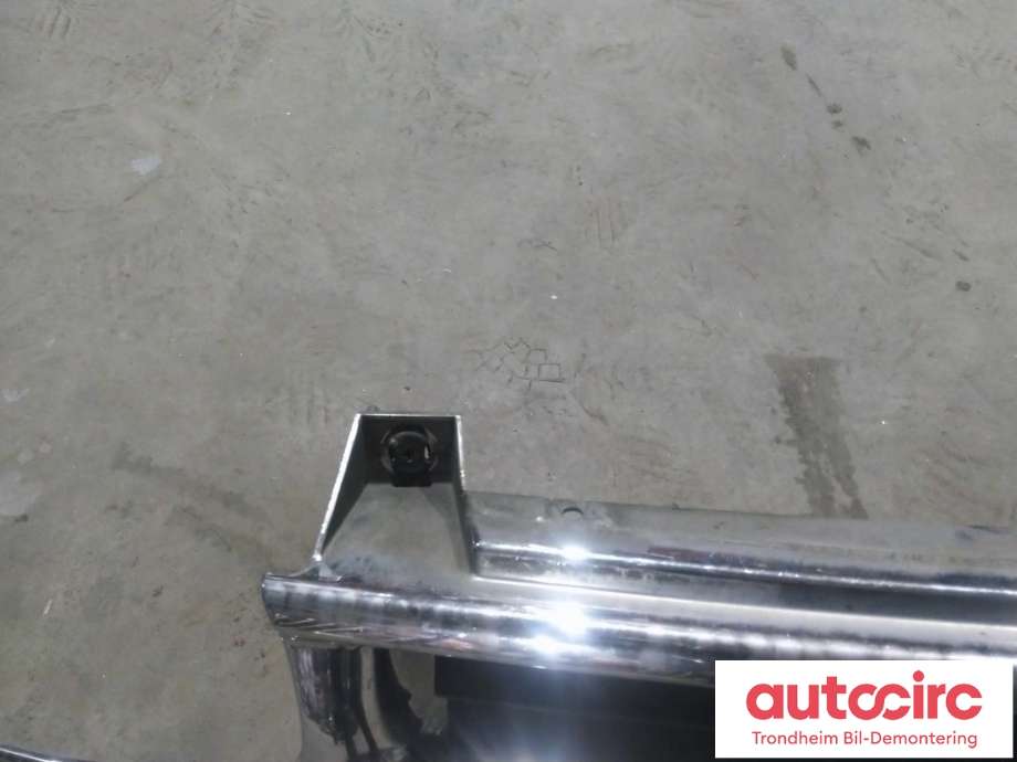 Grill til Chevrolet Suburban 2002-2006  (GM|...|)