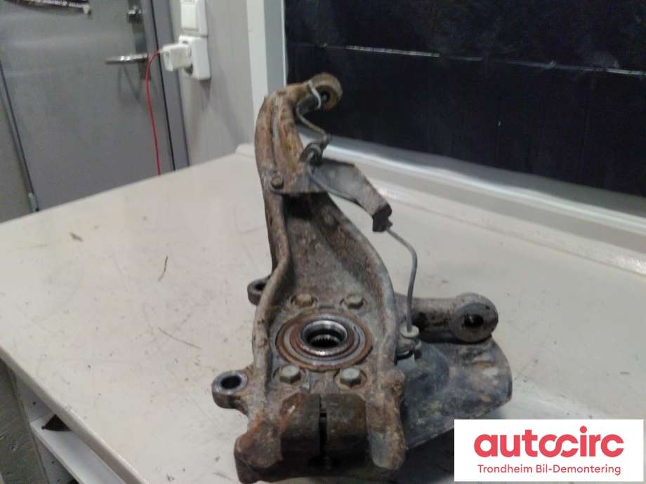 Hjulspindel venstre foran til Nissan Navara 2005-2010 (Fase 1) (D40) (D40) (DIESEL/MANUELL|40015EB000|400155X00C|)