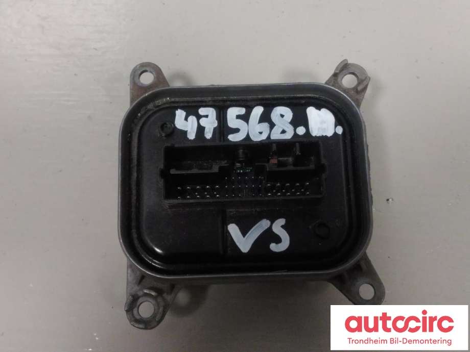 Styreenhet LED til Tesla Model Y 2021-2024 (Type I)  (TESLA|1532925-02-C|)
