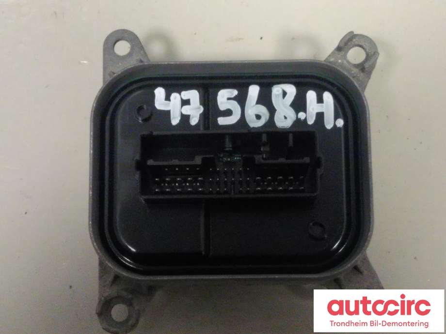 Styreenhet LED til Tesla Model Y 2021-2024 (Type I)  (TESLA|1532925-02-C|)