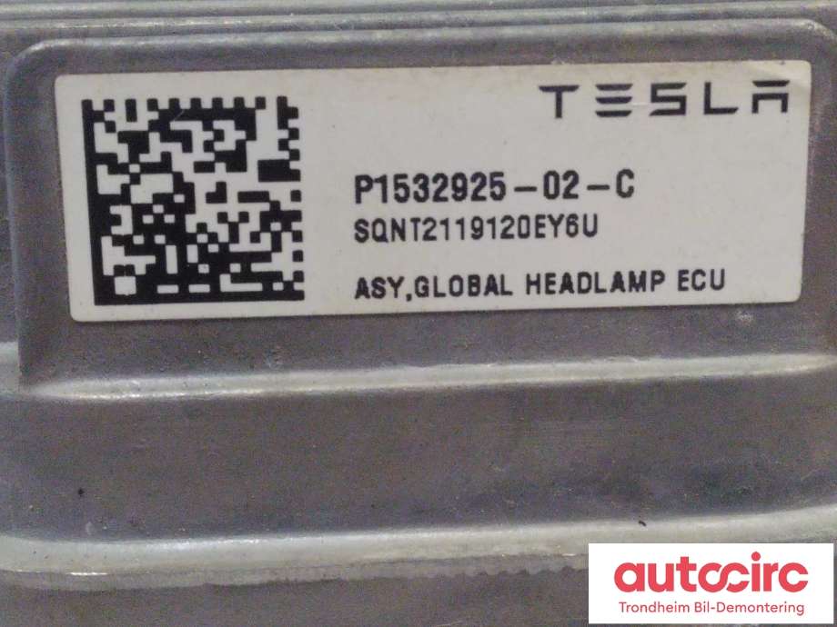 Styreenhet LED til Tesla Model Y 2021-2024 (Type I)  (TESLA|1532925-02-C|)