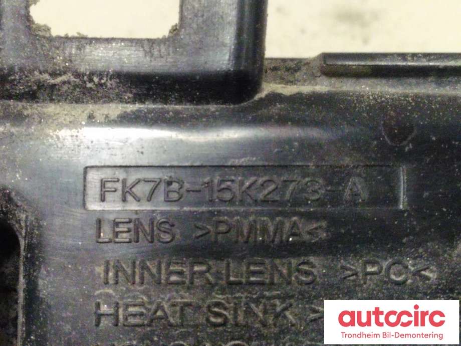 Tåkelykt bak til Ford Edge 2016-2019 (FOMOCO|FK7B-15K273-A|FK7B-15K273-AE|1925391)