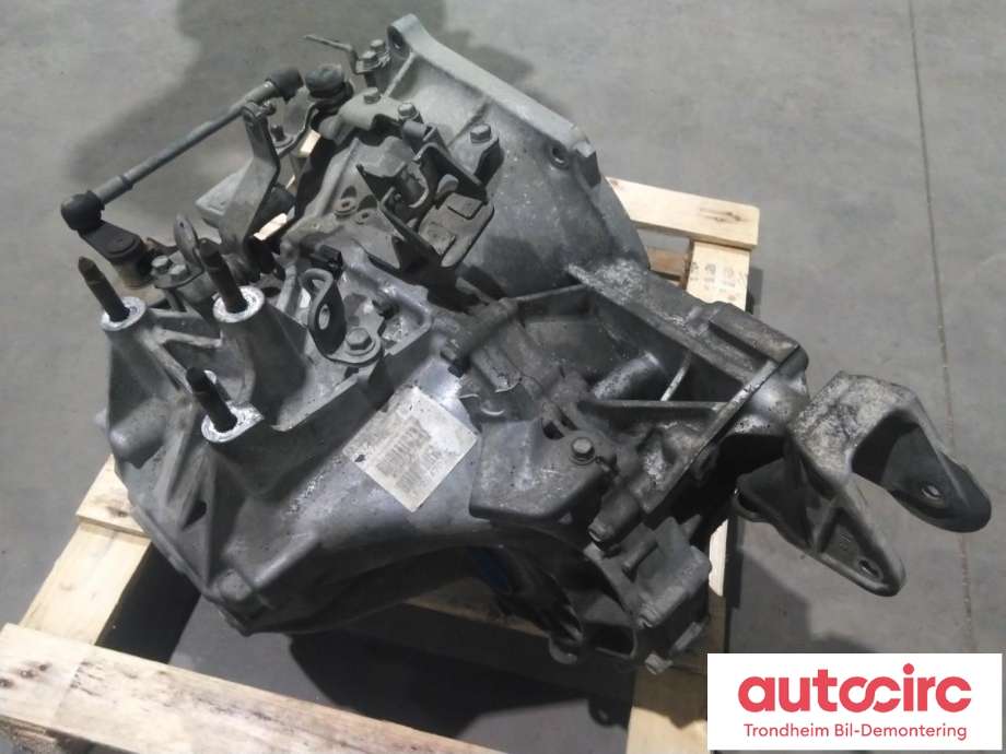 Girkasse 4WD hovedkasse til Mitsubishi ASX 2010-2019  (MITSUBISHI|2500A392|W6MBA-1-U|)
