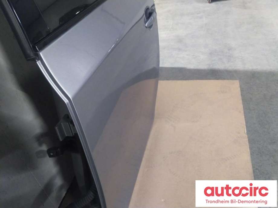 Dør venstre bak til BMW M5 2005-2010 (E60) (E60) (BMW M5|41527202341|)