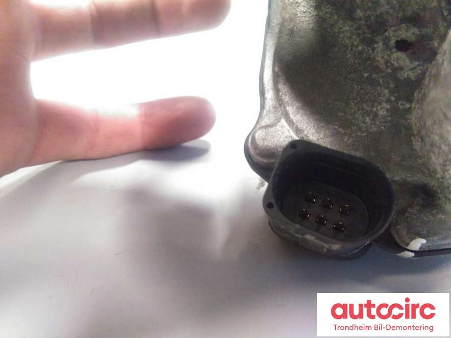 Spjeldhus til VW Passat 2011-2015 (B7) (B7) (CONTINENTAL|03C133062S|03C133062T|A2C53367619)