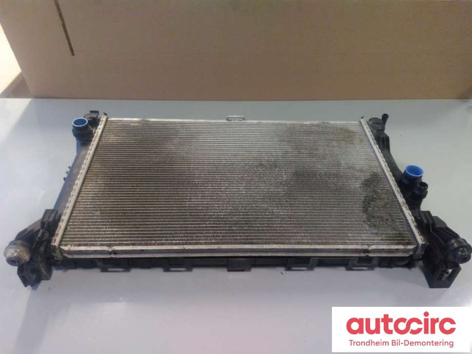 Radiator (automat gir) til Mercedes Vito 2014-->> (W447) (W447) (..|A4475010001|)