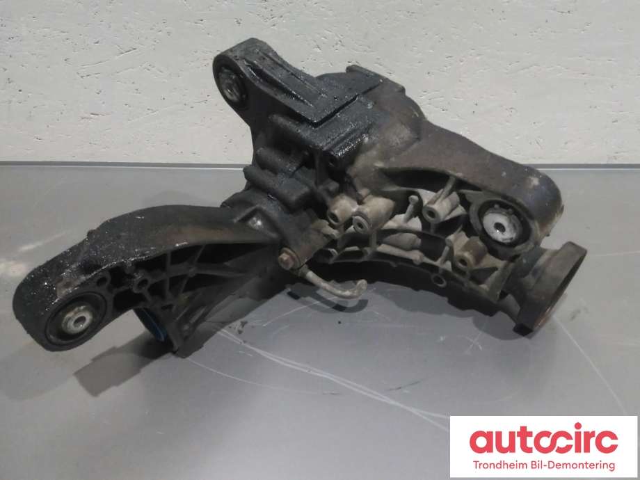 Kardang klokke foran til Mercedes GL 2006-2012 (X164) (X164) (UTVEKSLING 3,45|A1643302102|A 164 330 21 02|)