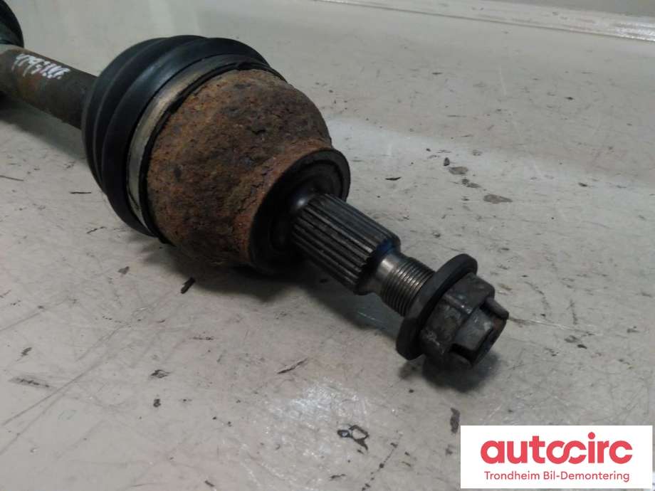 Drivaksel venstre foran, diesel/automat til Ford Focus 2011-2014 (Type III, Fase 1)  (..|1776427|AV61-3B437-ED|)