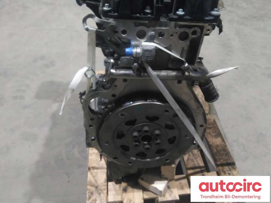 Motor bensin til BMW 5-Serie 2010-2017 (F10/F11) (F10/F11) (BMW AG|11002210371||N53B30A)