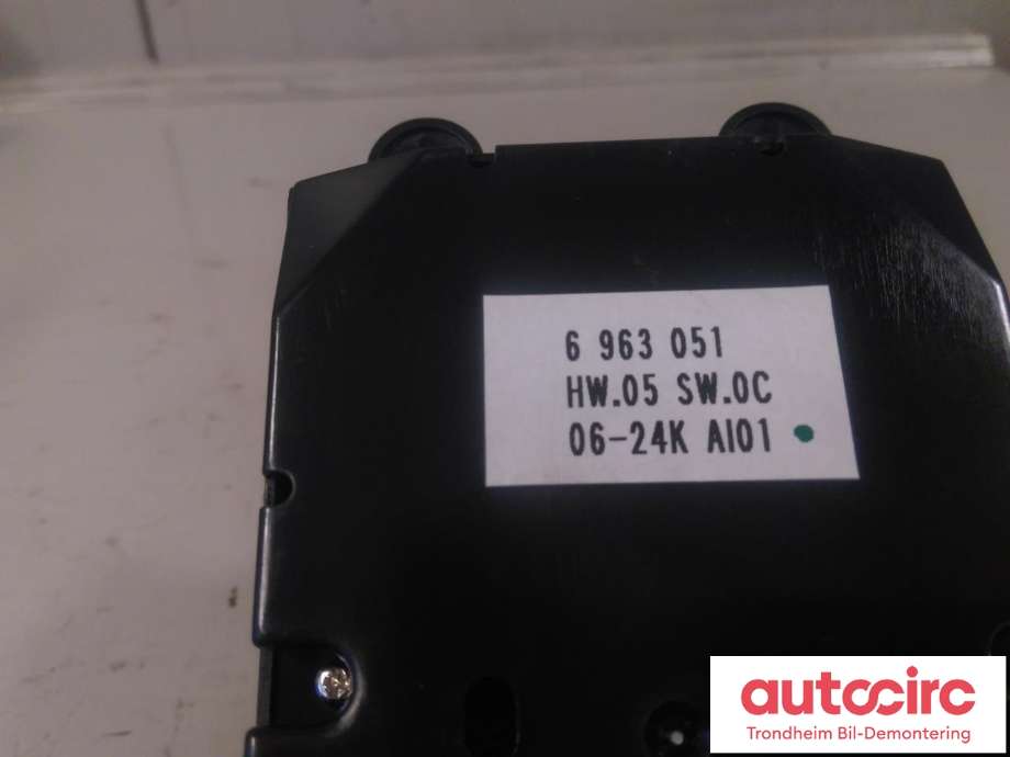 Bilstereo navigasjon betjeningspanel til BMW M5 2005-2010 (E60) (E60) (ALPS|6963051|65826963051|65 82 6 963 051)