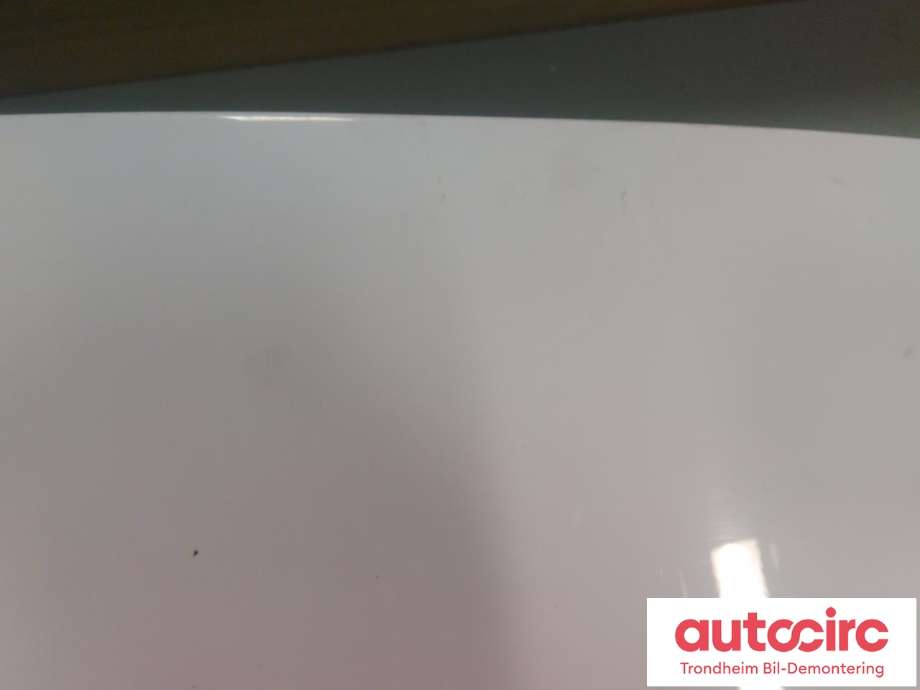 Spoiler bakluke til Audi Q5 2008-2012 (Type I, Fase 1)  (MED BREMSELYS|8R0827933A|8R0827933C|8R0 827 933 C)