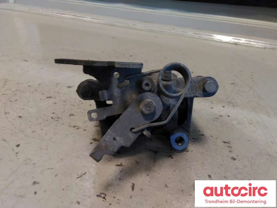 Bremsecaliper høyre bak til VW Caddy 2015-2020 (Type III, Fase 3)  (TRW|2K5 615 424 A|2K5615424A|)