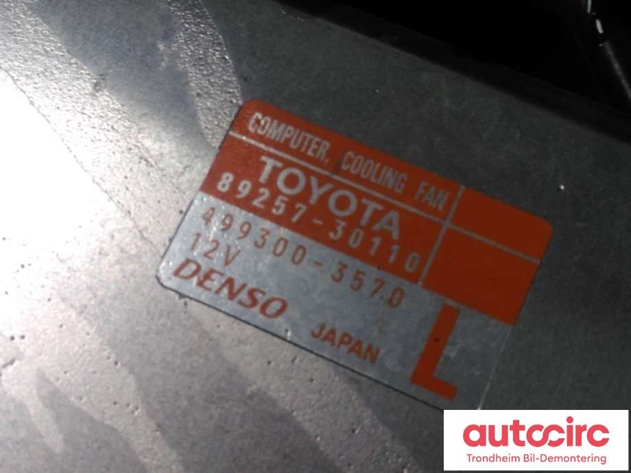 Kjølevifte elektrisk til Toyota RAV4 2016-2019 (Type IV, Fase 2)  (..|16711-36180|1671136180|1636336190| 1636336180)